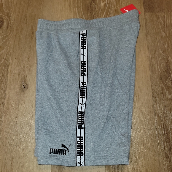 Puma Invert Tape Short FT Mens Grey Sweatshorts Black Size Large New - Picture 1 of 8